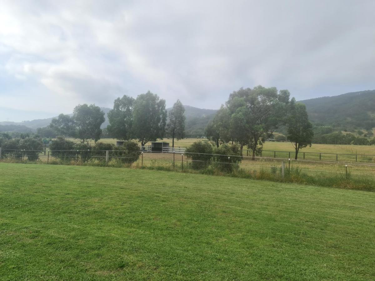 Valley View Motel Murrurundi Экстерьер фото