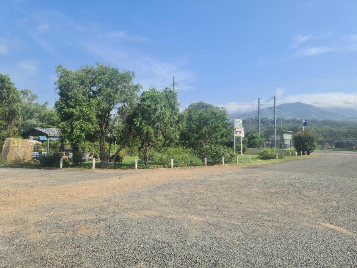 Valley View Motel Murrurundi Экстерьер фото