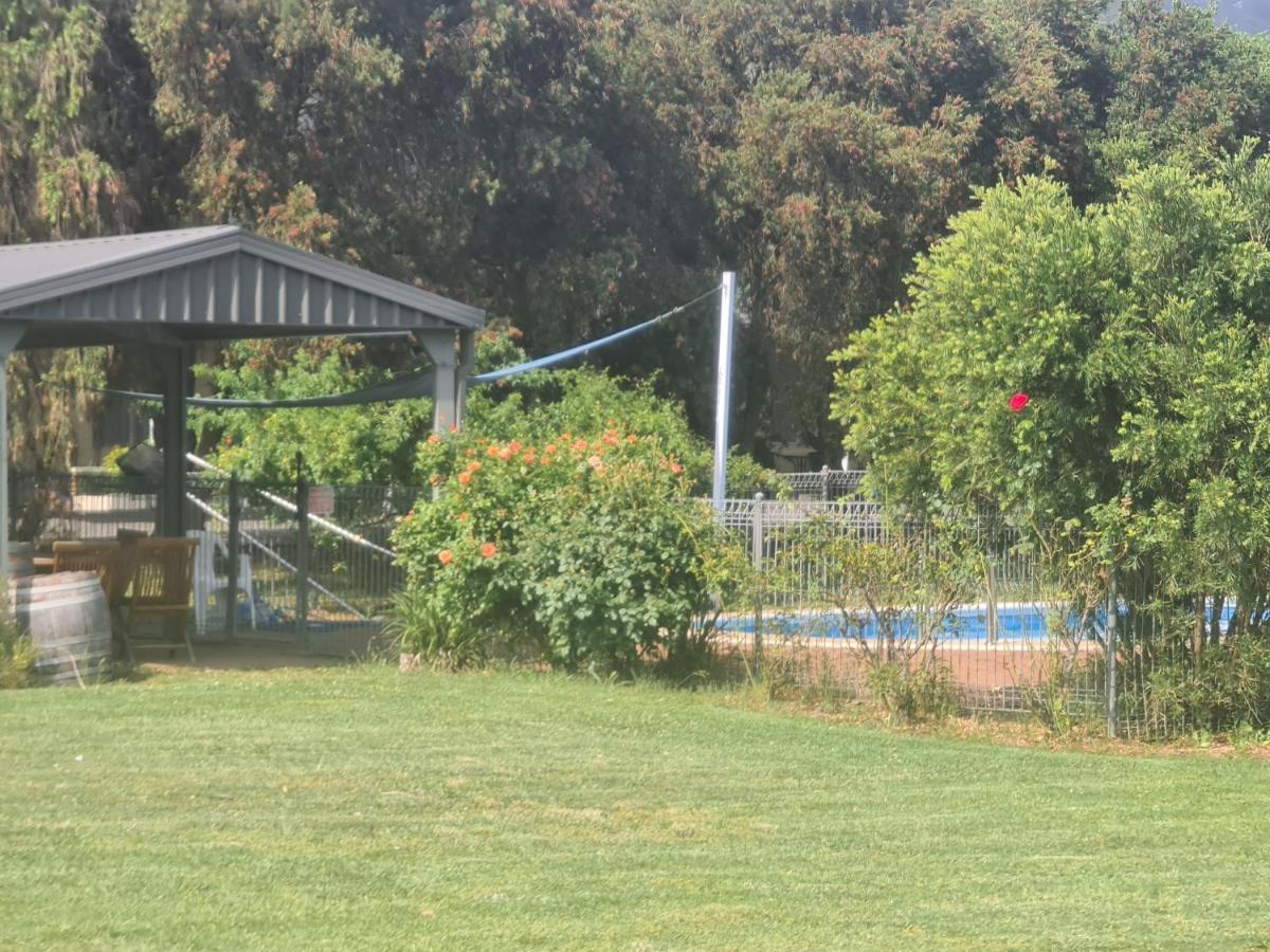 Valley View Motel Murrurundi Экстерьер фото