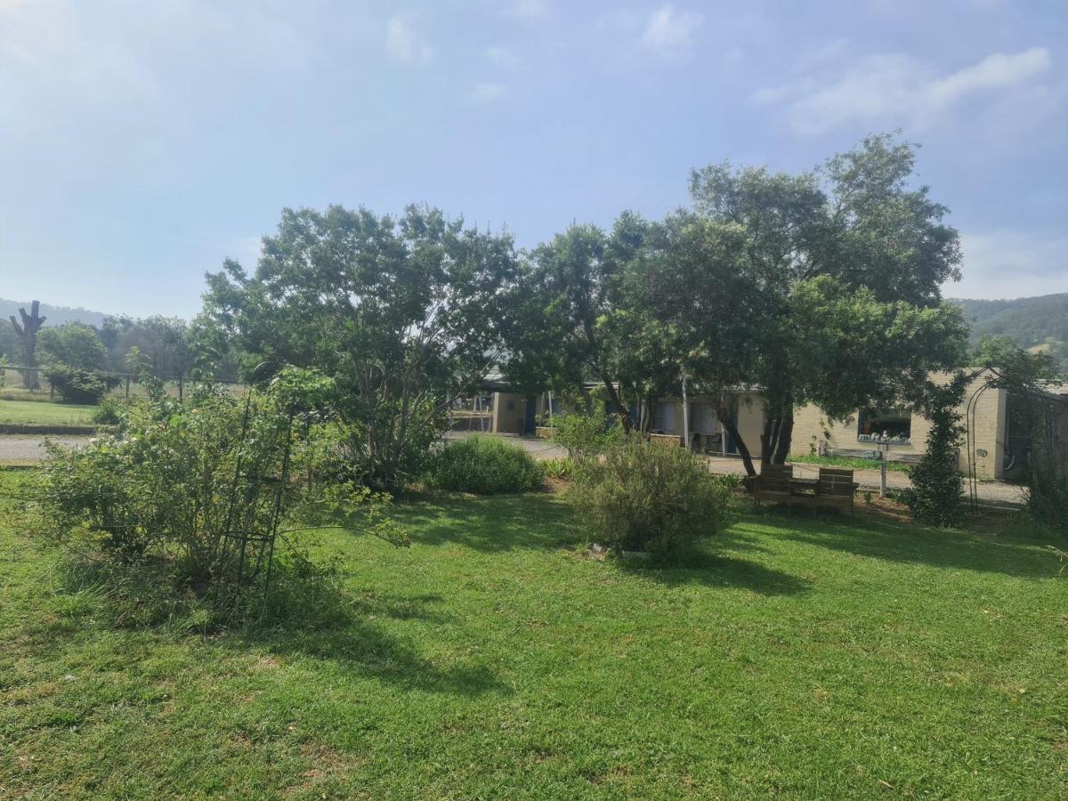Valley View Motel Murrurundi Экстерьер фото
