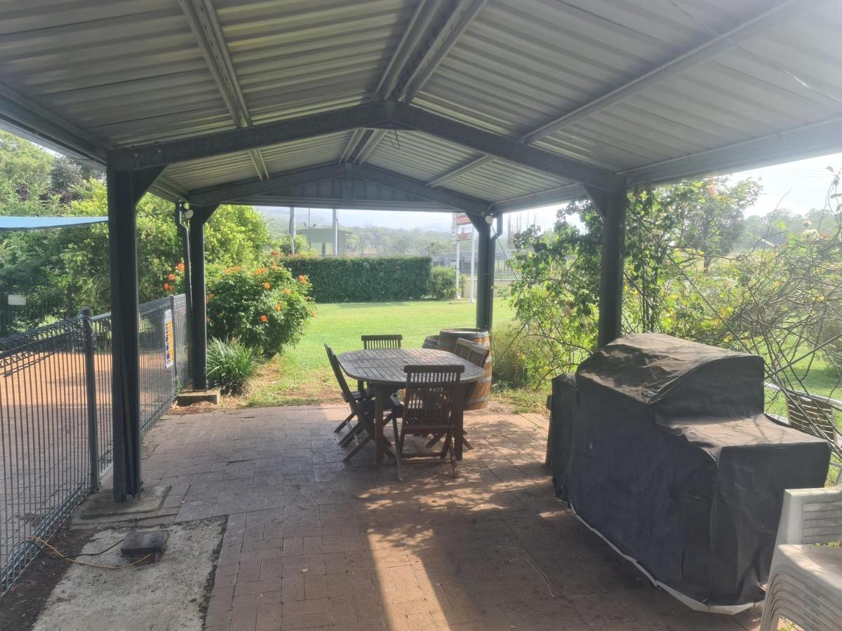 Valley View Motel Murrurundi Экстерьер фото